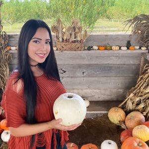 Meet your Posher, Yilmaris